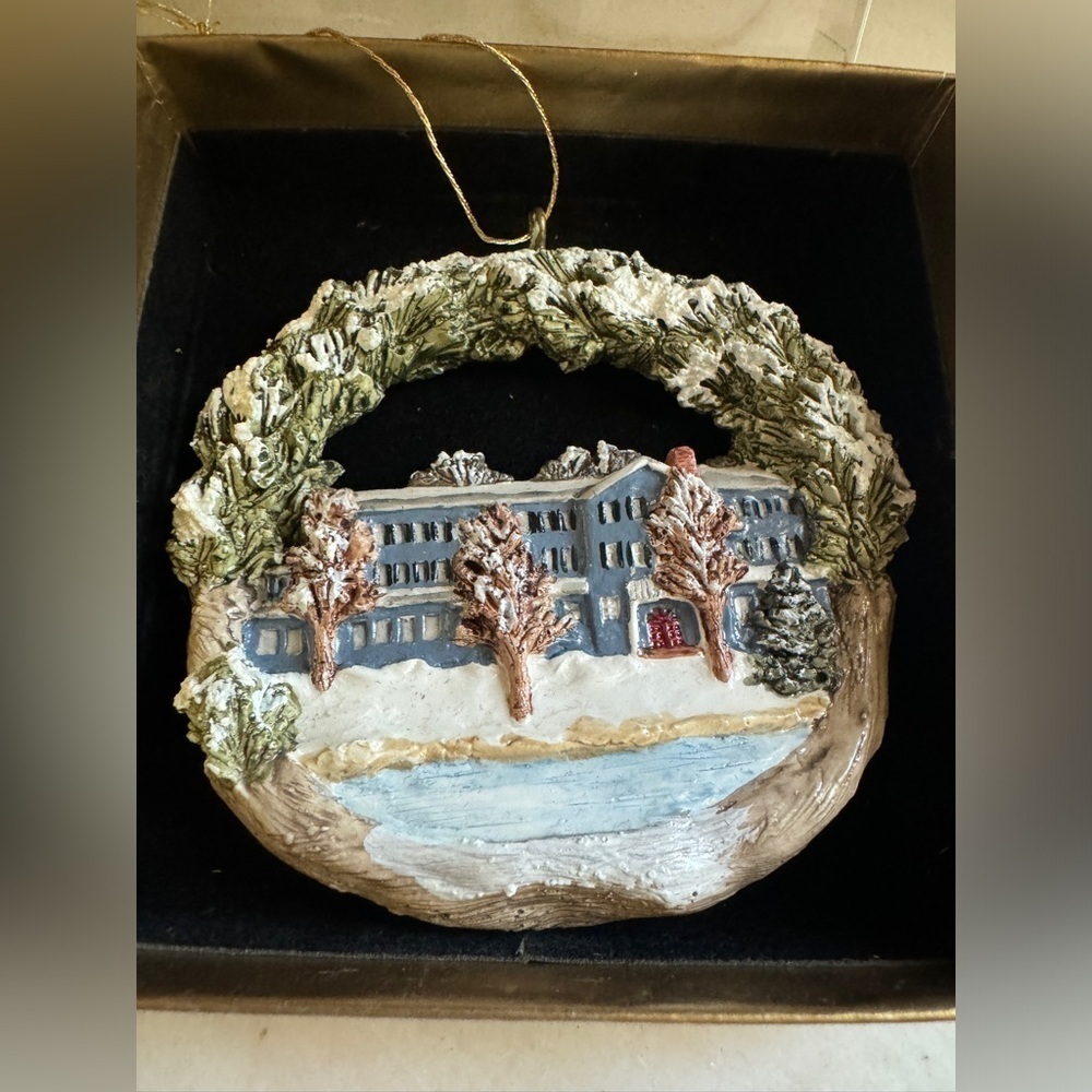 Skaneateles Sherwood Winter Ornament (1996)